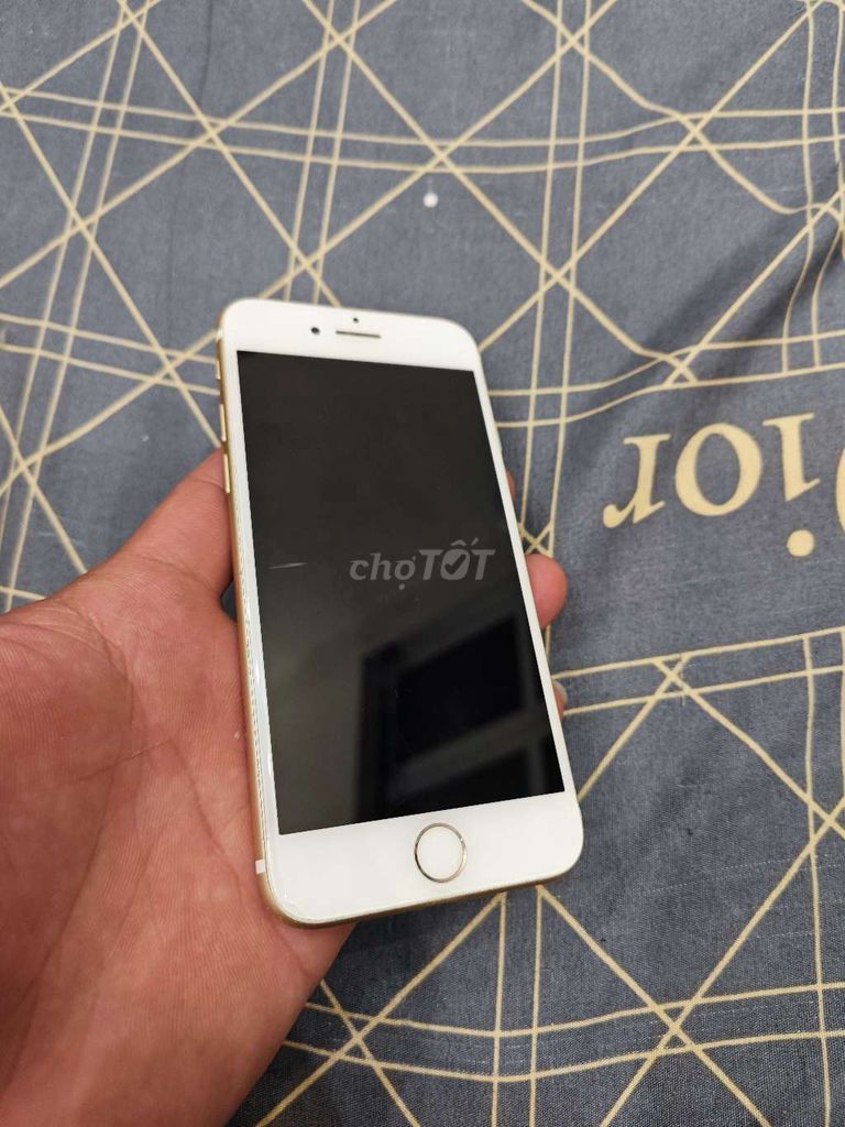 Apple iPhone 7 32GB Vàng. Mua bán Điện thoại tại Quận Tây Hồ Hà Nội được đăng bởi Tuấn Hoàng hình 1