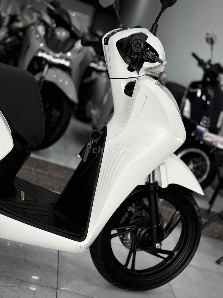 Sh125i 2023 Lướt chính chủ ký ( Hỗ trợ Trả GÓP ) 🔥. Mua bán Xe máy tại Thị xã Phú Mỹ Bà Rịa - Vũng Tàu được đăng bởi Cửa Hàng Xe Máy Phú Mỹ hình 5