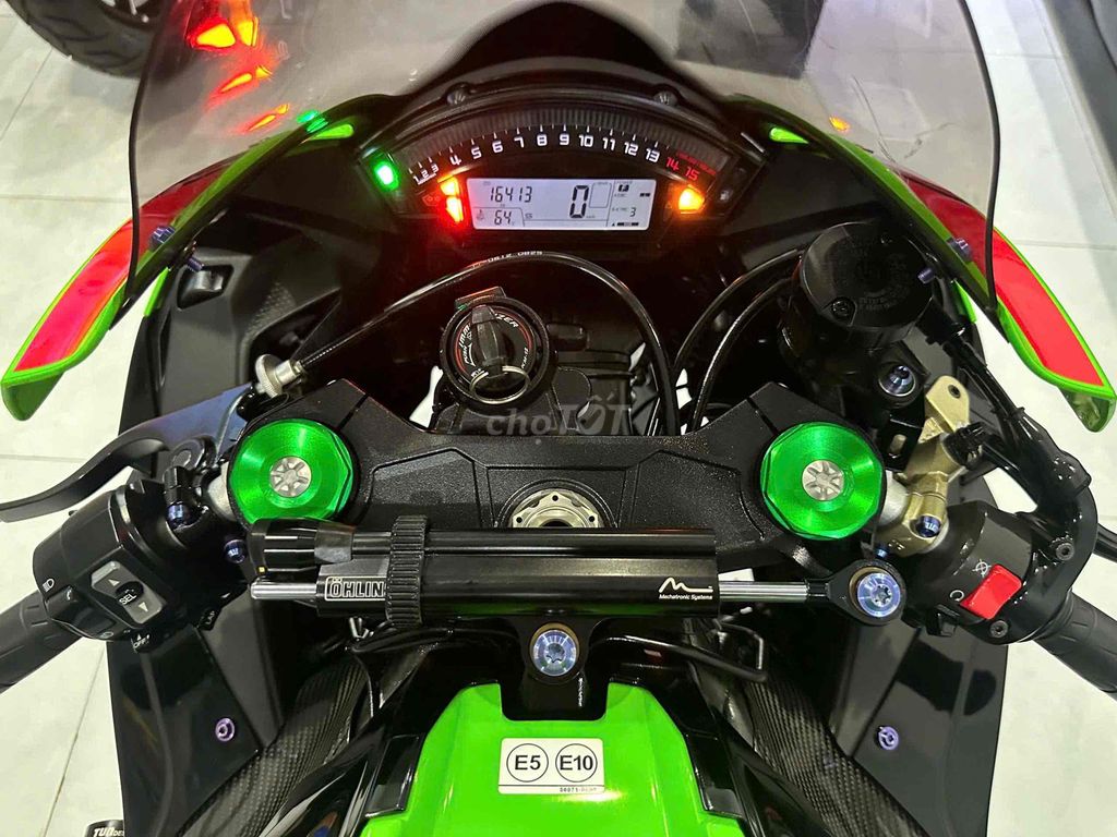 ZX10R 1 Chủ Đập Thùng