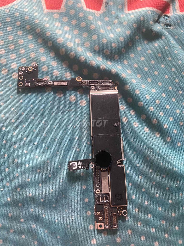 Main IPhone 7 Plus 32gb full Vân. Mua bán Linh kiện (RAM, Card...) tại Thị xã Tân Uyên Bình Dương được đăng bởi Minh Anh  hình 1