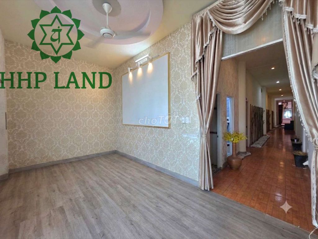 Cho thuê văn phòng, mặt bằng tầng 3 tòa nhà hẻm oto đường Phan Trung