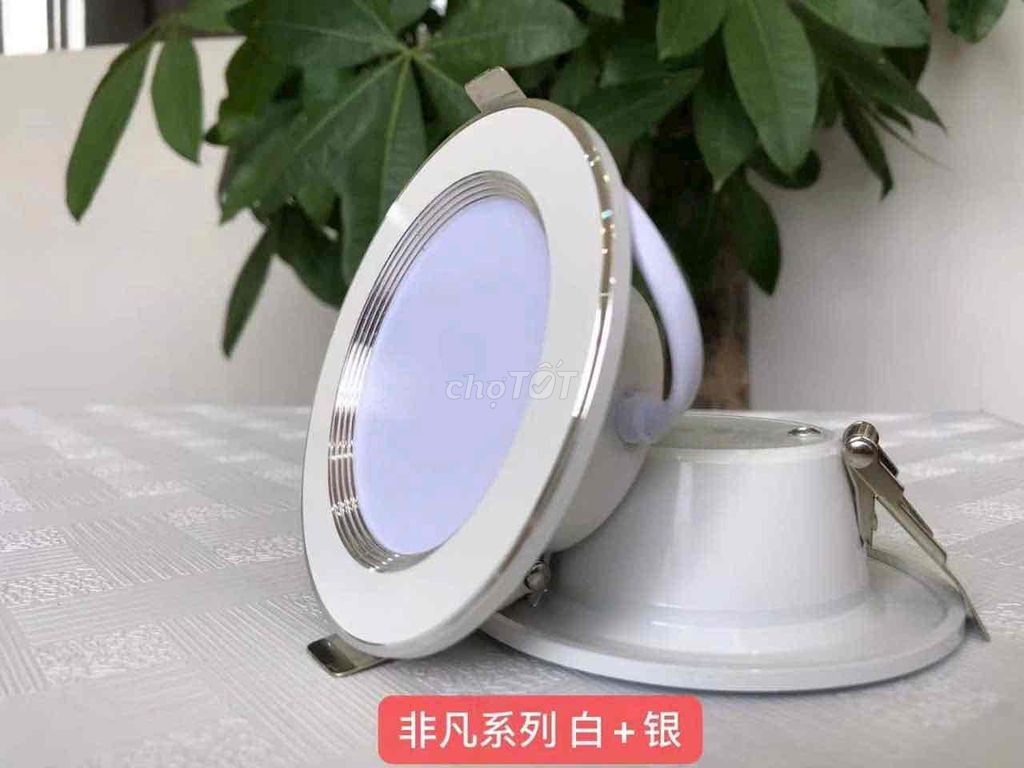 Đèn led âm trần siêu mỏng 6w