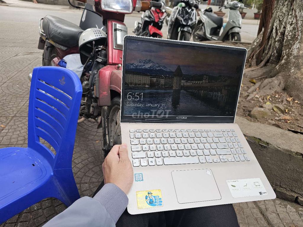Asus S530F Core i3-8145U HHD 1TB. Mua bán Laptop tại Quận Nam Từ Liêm Hà Nội được đăng bởi Phan Thắng hình 1