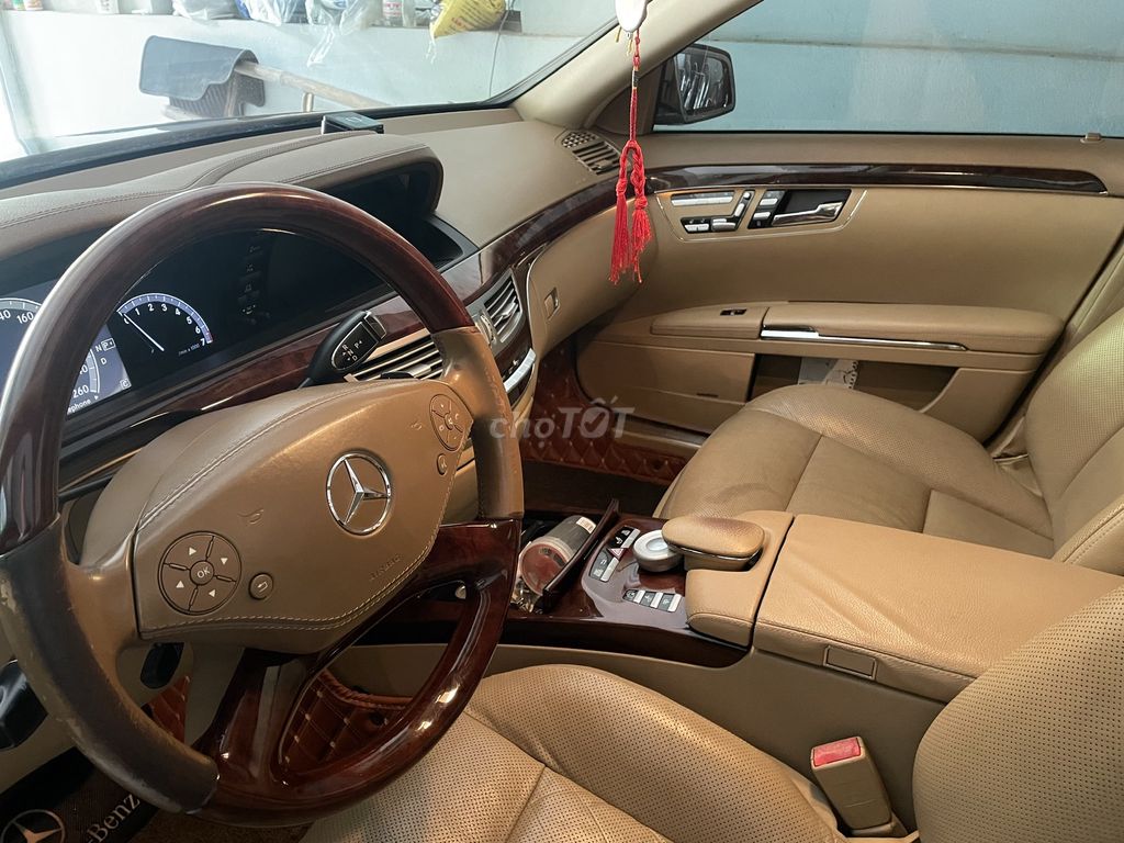 Mercedes Benz 2009  - 17000 km. Mua bán Ô tô tại Quận Hà Đông Hà Nội được đăng bởi Nguyễn Thị Hiền hình 4