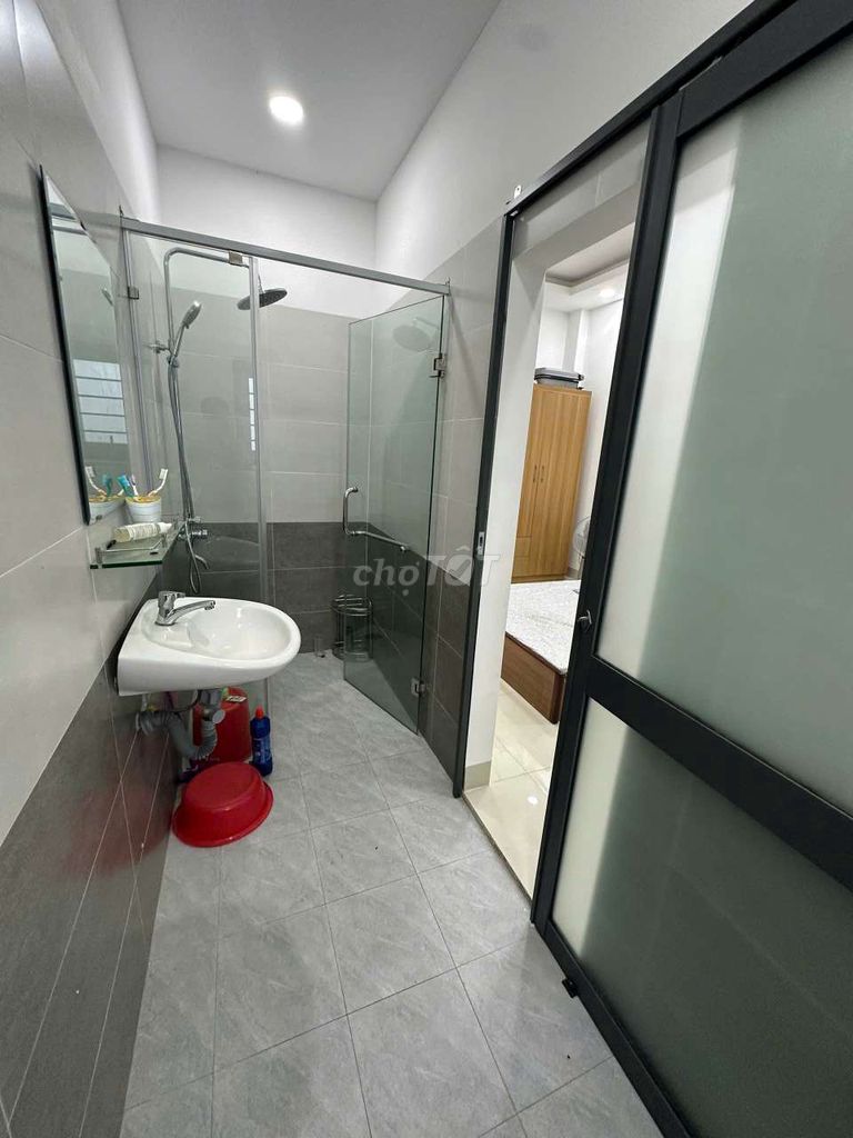 Дом 2 этажа, 2 фасада, улица B9, VCN Phước Long 2