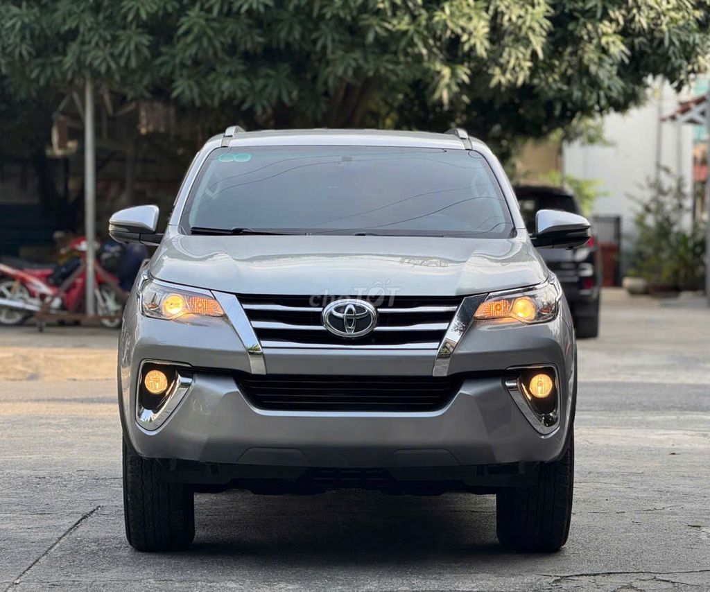 Toyota Fortuner 2018 AT XĂNG. Mua bán Ô tô tại Quận 12 Tp Hồ Chí Minh được đăng bởi NHI Ô TÔ AN SƯƠNG hình 1