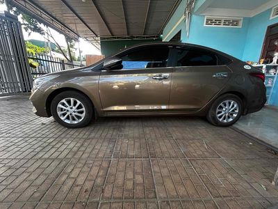 Hyundai Accent Nâu Số sàn  2019 Bản Đủ