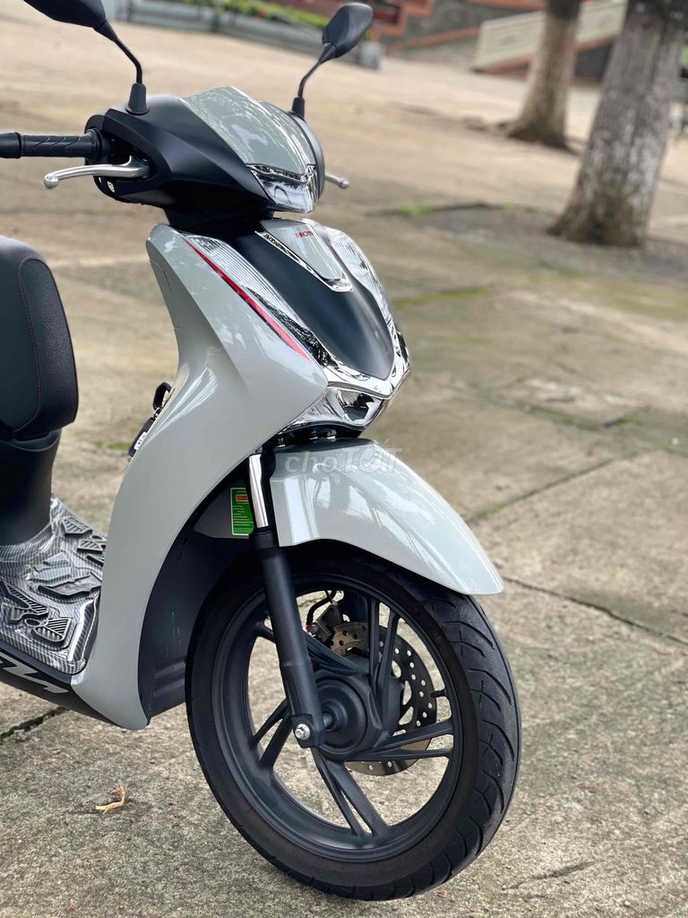 SH160abs-2024 xám siêu lướt. Mua bán Xe máy tại Huyện Trảng Bom Đồng Nai được đăng bởi kiều hình 11