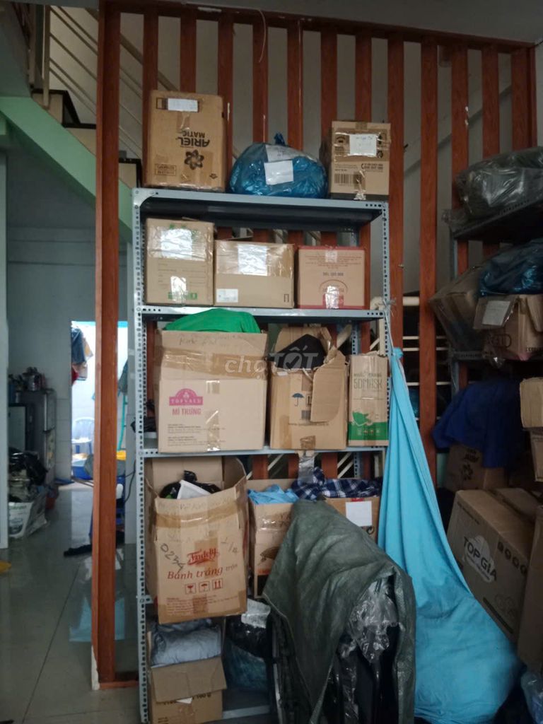 Kệ sắt Xám. Mua bán Tủ, kệ gia đình tại Quận Tân Phú Tp Hồ Chí Minh được đăng bởi may do hình 1