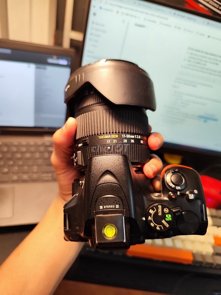 Máy ảnh Nikon D5500 Đã sử dụng. Mua bán Máy ảnh, Máy quay tại Quận Hà Đông Hà Nội được đăng bởi Trần văn Hải hình 1