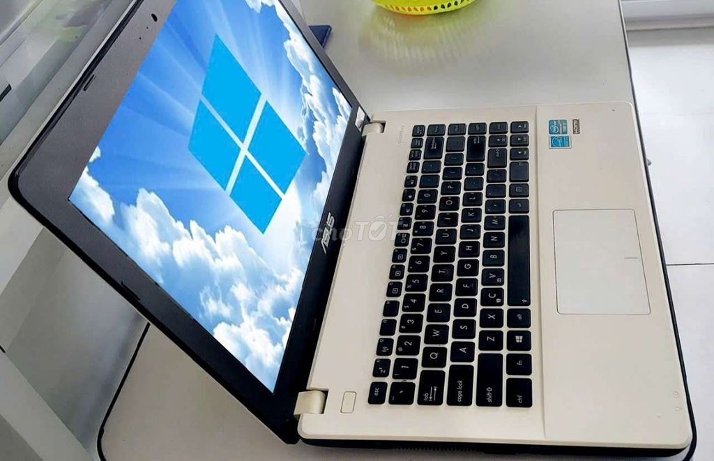 ASUS Laptop Intel Core i3 14 inch 6GB/128GB. Mua bán Laptop tại Thành phố Thuận An Bình Dương được đăng bởi Tuyền hình 1