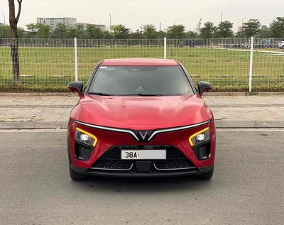 Xe điện VinFast VF7 Eco 2025 Đỏ