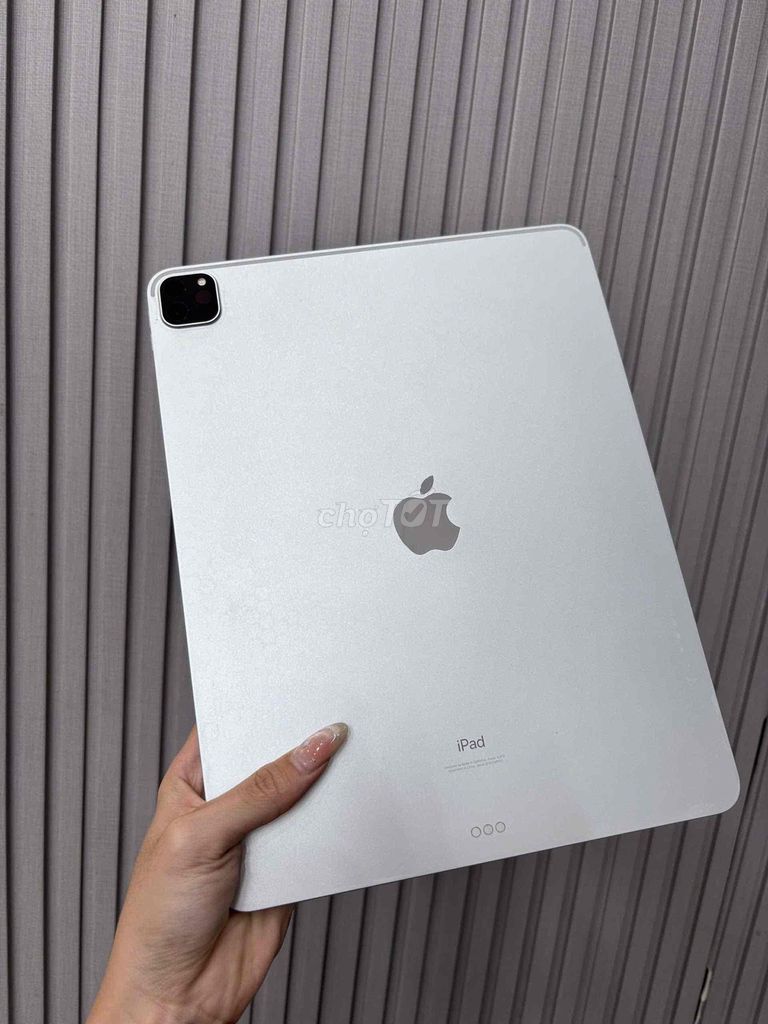 Apple iPad Pro 12.9in M1 Wifi 128GB Bạc 98% 992819. Mua bán Máy tính bảng tại Quận Ninh Kiều Cần Thơ được đăng bởi Quý Mobile Cần thơ hình 1