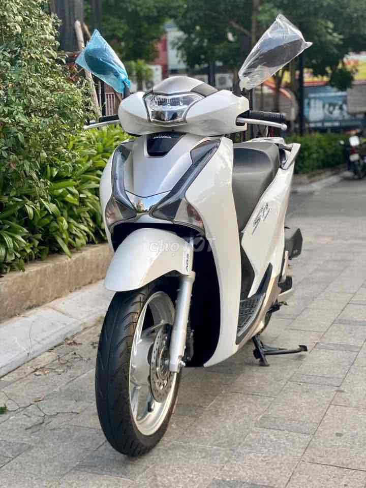 SH150 ABS 2019 zin chất - Trả trước 45tr nhận xe✅. Mua bán Xe máy tại Quận Ba Đình Hà Nội được đăng bởi Nguyễn thị xuân hình 4