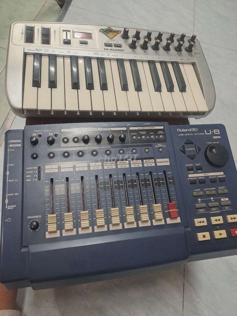 Mixer âm thanh Roland U-8 Xám đậm. Mua bán Tivi, Âm thanh tại Quận 8 Tp Hồ Chí Minh được đăng bởi Phi hình 1