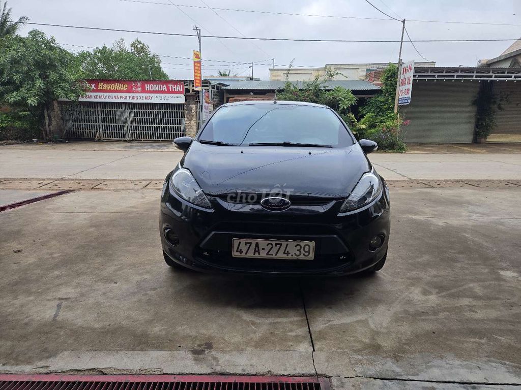 Ford Fiesta 2011 1.5 AT Sedan - 100000 km. Mua bán Ô tô tại Huyện Ea Súp Đắk Lắk được đăng bởi Quang thiện hình 1