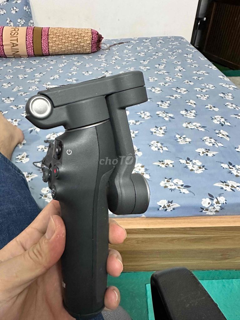 Gimbal DJI Osmo Mobile 7P Đen. Mua bán Phụ kiện (Màn hình, Chuột...) tại Huyện Nam Sách Hải Dương được đăng bởi Nguyễn Đình Trọng hình 1