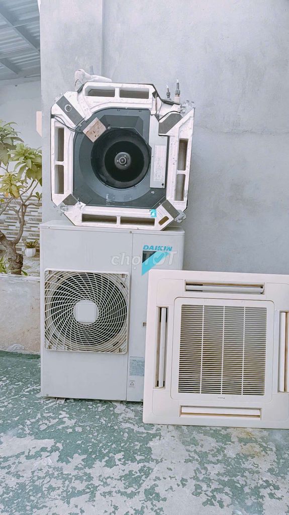 Máy lạnh Daikin âm trần 3hp zin đẹp