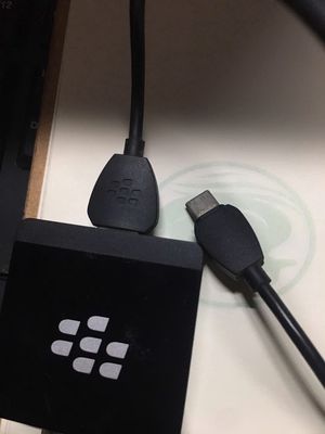 Bán Củ Sạc Blackberry 18W  key one, key 2. Mua bán Điện thoại tại Quận 12 Tp Hồ Chí Minh được đăng bởi tiến