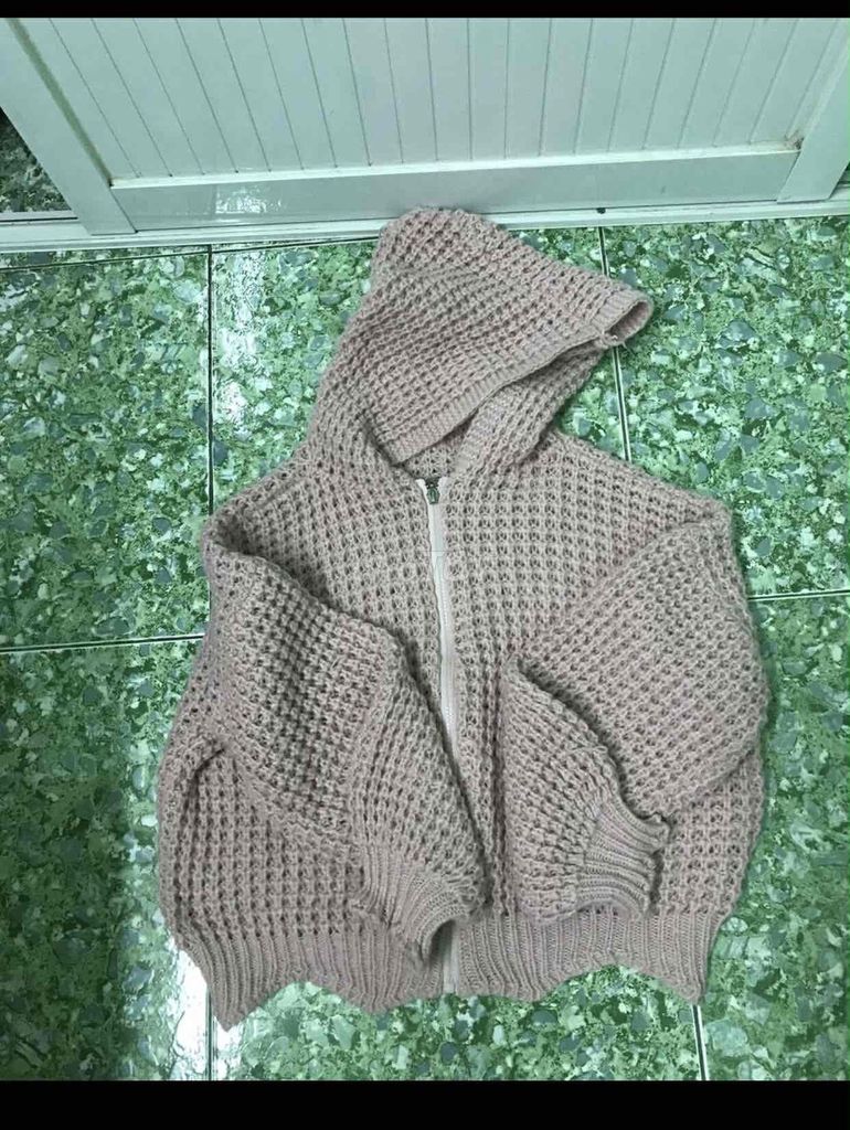 Áo khoác len Nữ Hồng nhạt Len. Mua bán Quần áo tại Quận 11 Tp Hồ Chí Minh được đăng bởi Lynnlynn hình 1