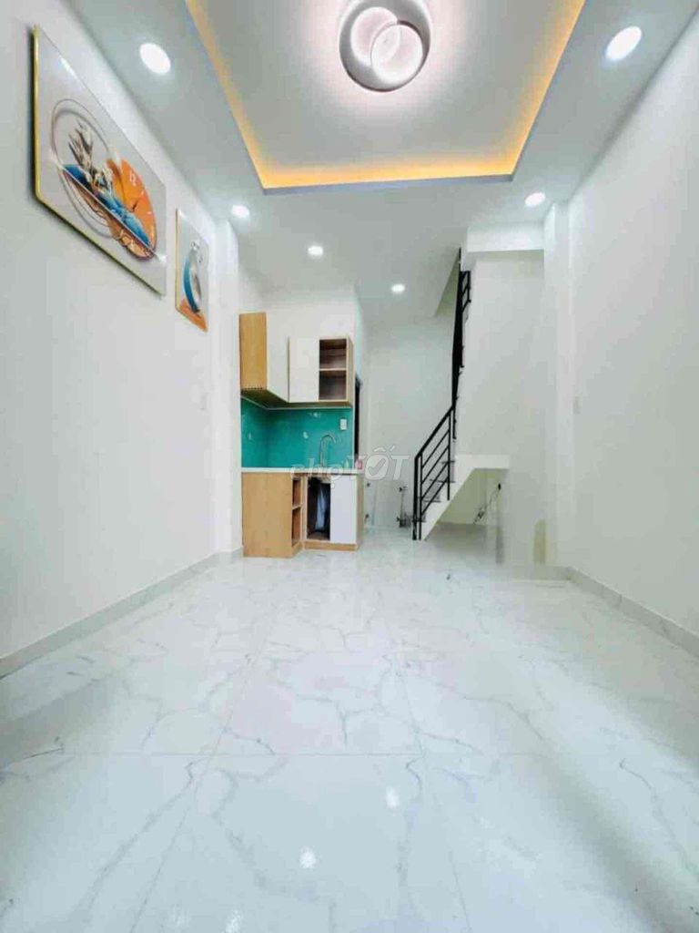 🏠 NHÀ ĐẸP CHÁNH HƯNG – QUẬN 8 | DTSD 72M² | 1 TRỆT 2 LẦU + 1 LỬNG