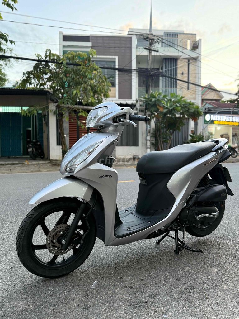 Vision 2016 Bạc Poscher B.số 43 Góp trả trước 4tr. Mua bán Xe máy tại Quận Liên Chiểu Đà Nẵng được đăng bởi Hòa Xe Máy Cũ hình 2