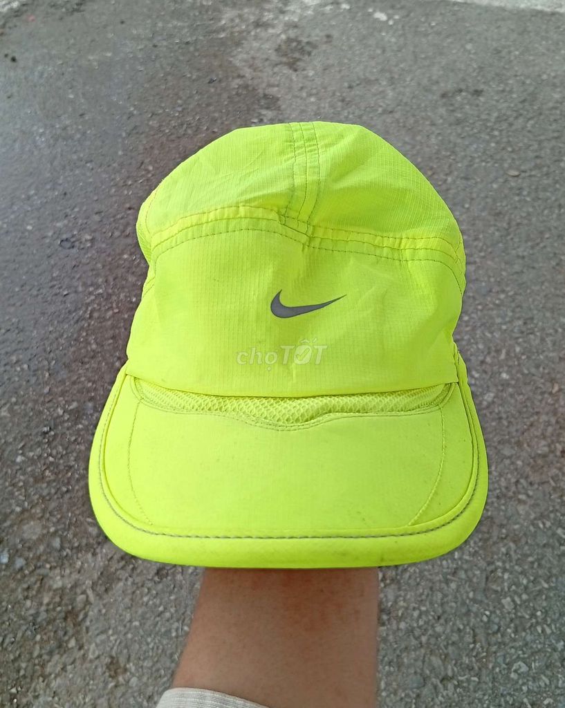 Mũ lưỡi trai Nike Vải dù Unisex. Mua bán Phụ kiện thời trang khác tại Huyện Phúc Thọ Hà Nội được đăng bởi Hoàng Duy Được hình 1