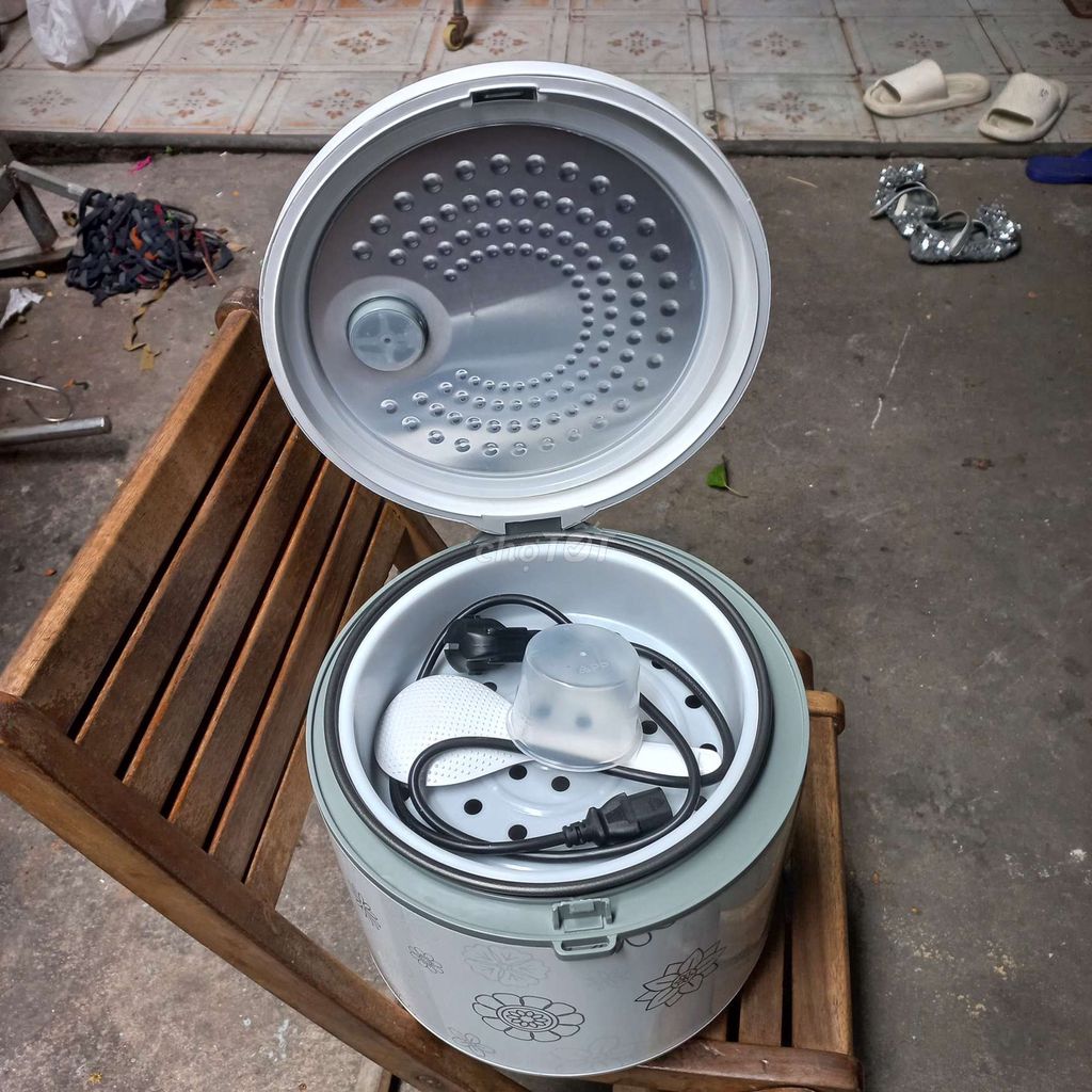 Nồi cơm điện SUNHOUSE SHD8603 1.8L Trắng 99% mới. Mua bán Bếp, lò, đồ điện nhà bếp tại Quận Hải Châu Đà Nẵng được đăng bởi Xuan Huong Nguyen hình 1
