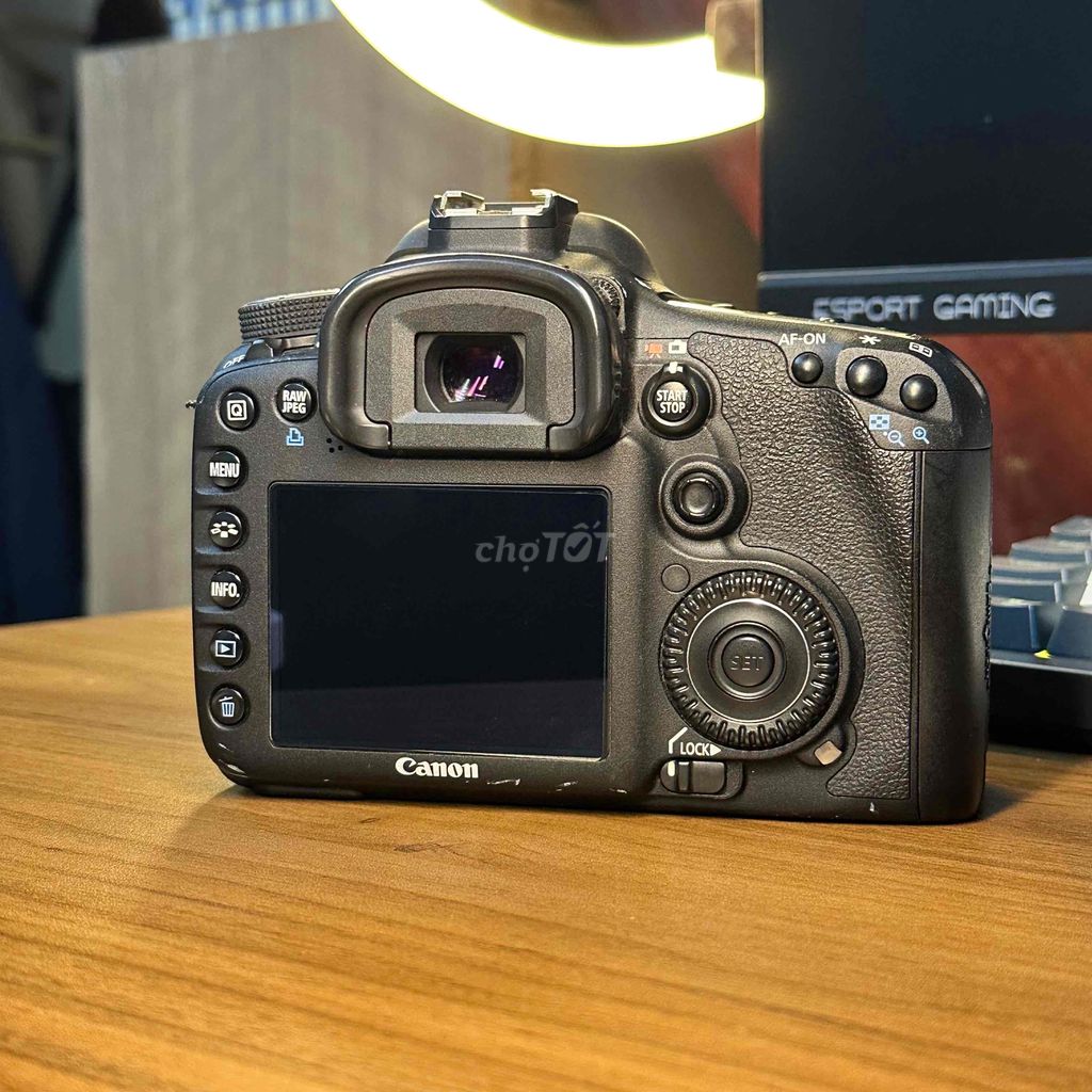 Máy ảnh kèm Ống kính rời canon 7D-KIT. Mua bán Máy ảnh, Máy quay tại Quận Gò Vấp Tp Hồ Chí Minh được đăng bởi Máy ảnh tốt hình 4