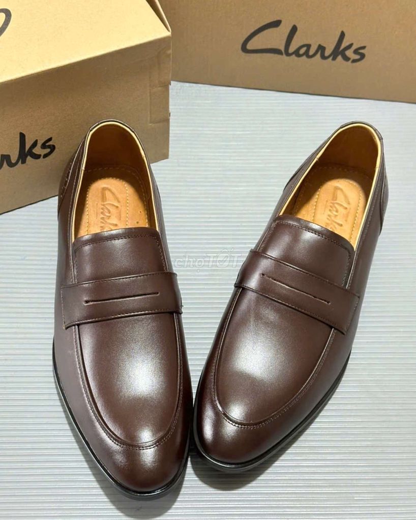 Tây Clarks