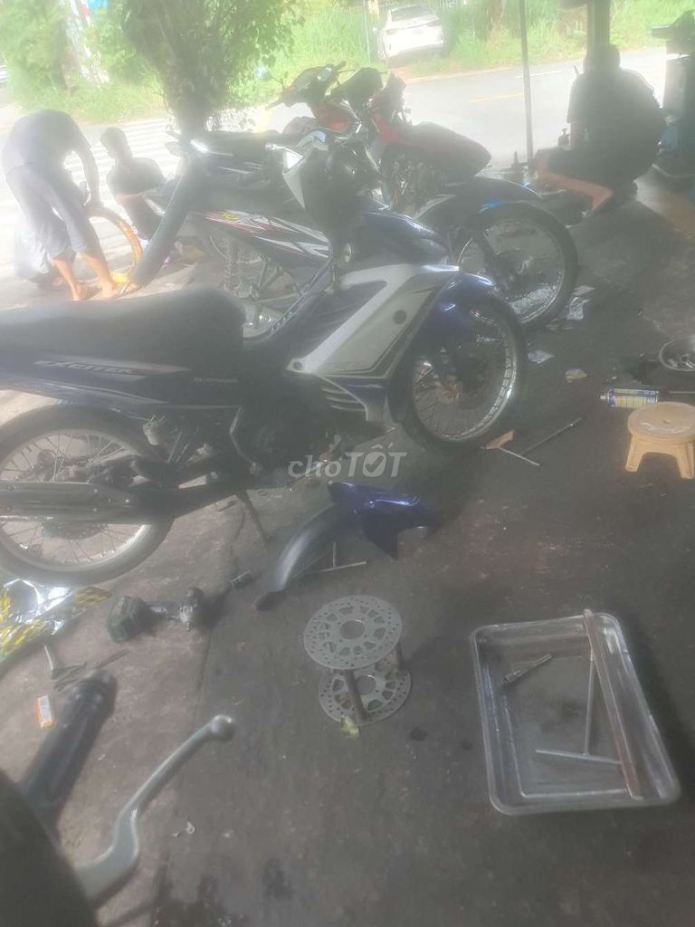 Ex 135cc GP, đang cầm đồ. Mua bán Xe máy tại Thị xã Bến Cát Bình Dương được đăng bởi Ka Beem hình 2
