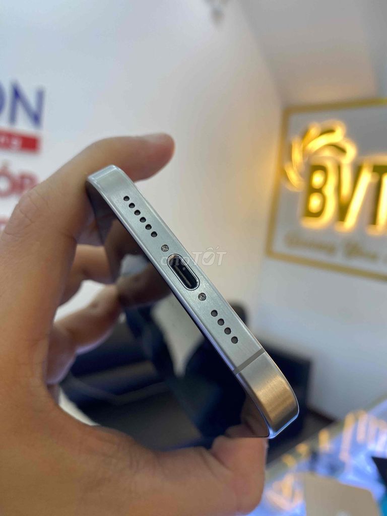 iPhone 15 Pro Max 1TB, Nature Keng Pin90%, Zin Ốc. Mua bán Điện thoại tại Quận 5 Tp Hồ Chí Minh được đăng bởi BVTMOBILE HỆ THỐNG BÁN LẺ UY TÍN hình 3