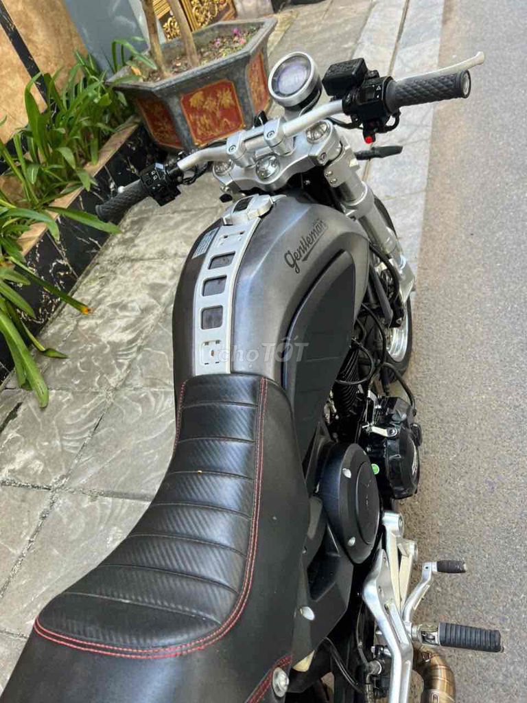 GPX Genteleman 200cc odo7000 hàng hiếm pkl moto. Mua bán Xe máy tại Quận Cầu Giấy Hà Nội được đăng bởi Tong motor xe may hình 4
