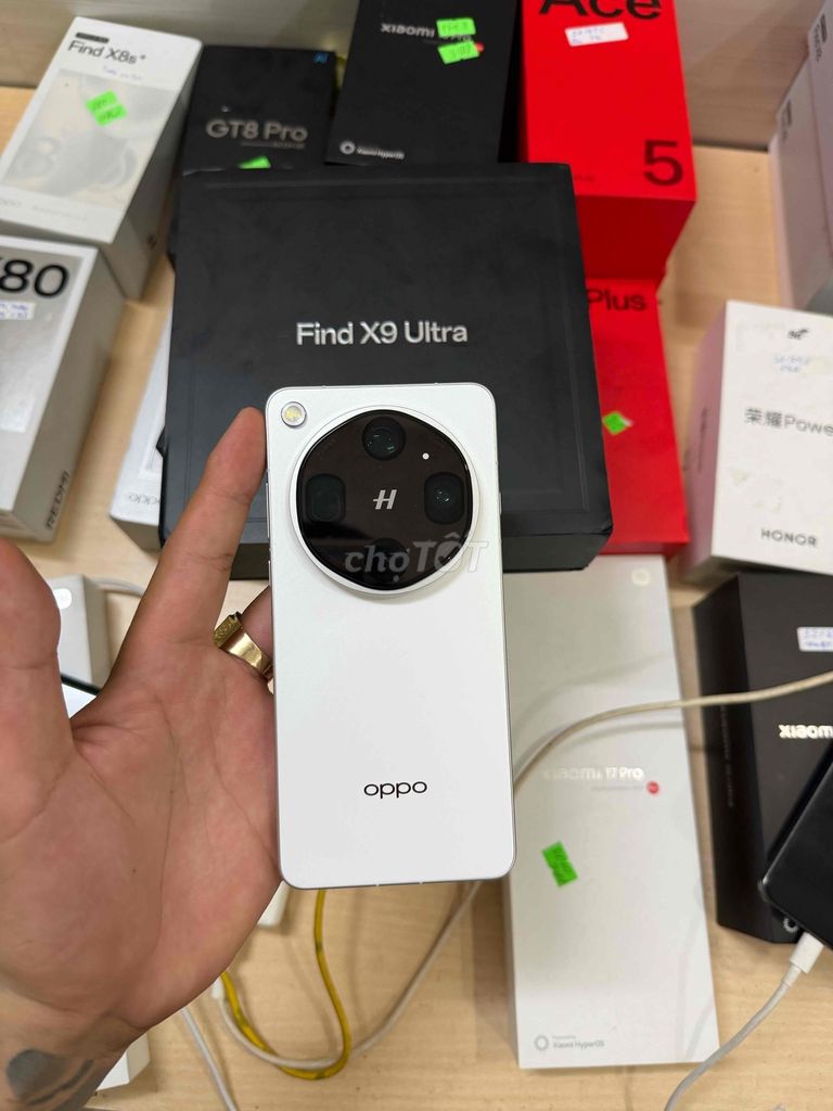 Oppo Find X9 Ultra Trắng 16GB/512GB sạc ít lần. Mua bán Điện thoại tại Quận Tân Bình Tp Hồ Chí Minh được đăng bởi Nguyễn Thắng Mobile hình 1