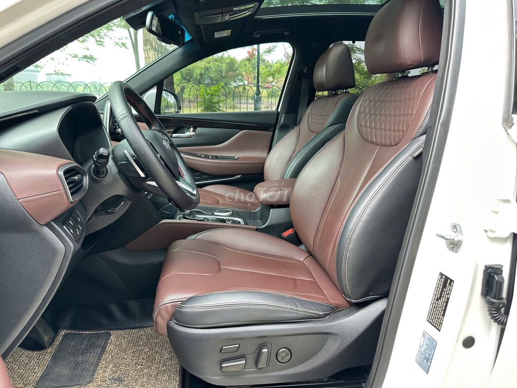 Hyundai Santafe 2021 máy dầu bản full. Mua bán Ô tô tại Quận Gò Vấp Tp Hồ Chí Minh được đăng bởi Xuân Trường hình 4