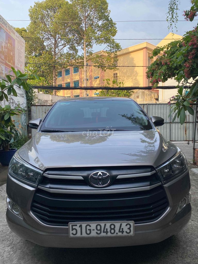 Toyota Innova 2019 2.0E - 60 km