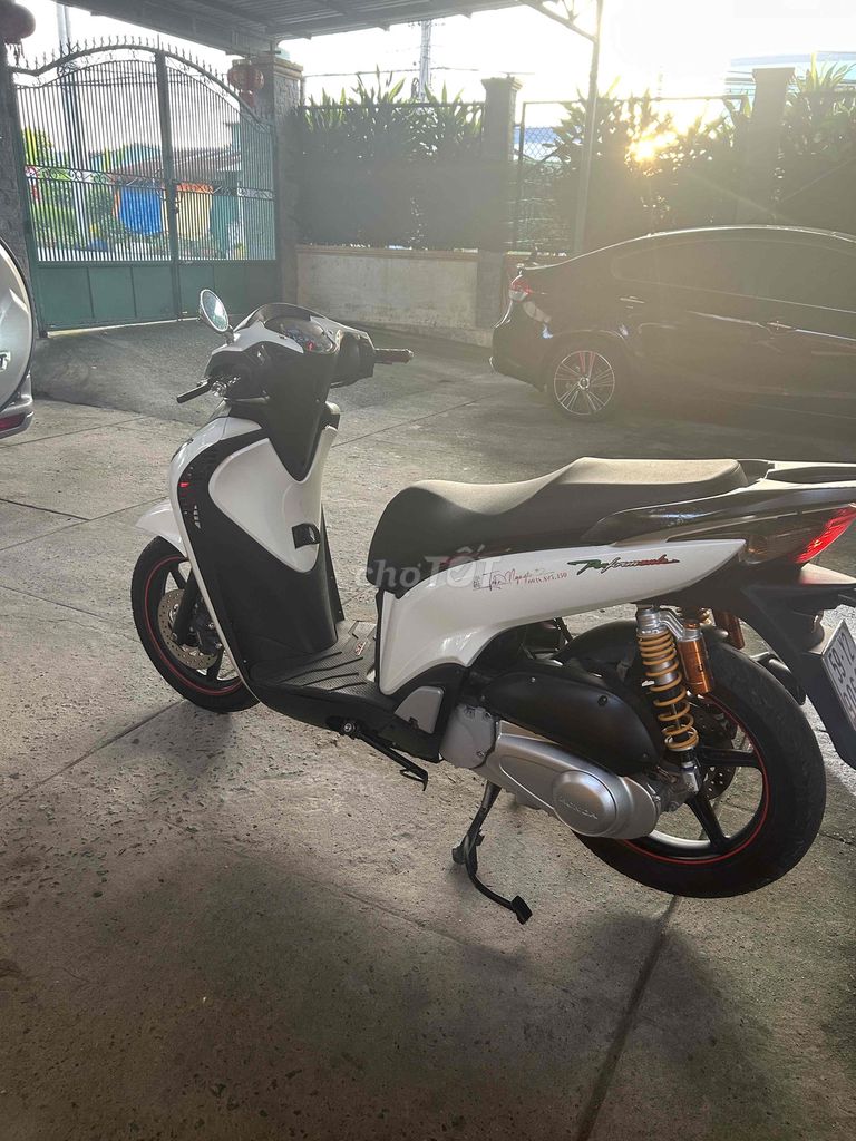 cần Bán Xe Sh lên full ý. Mua bán Xe máy tại Huyện Củ Chi Tp Hồ Chí Minh được đăng bởi Mr Nguyen hình 10