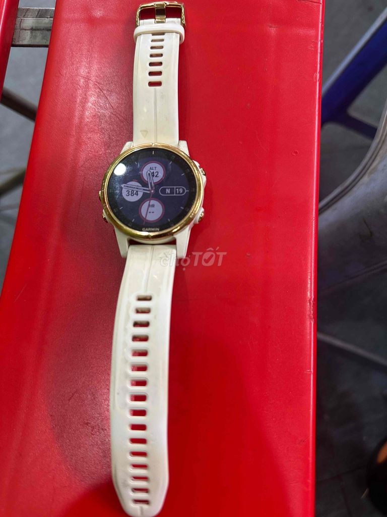 Garmin Fenix 5 Plus Vàng Đã qua sử dụng. Mua bán Thiết bị đeo thông minh tại Quận Tây Hồ Hà Nội được đăng bởi Nguyen Hoang Long hình 1
