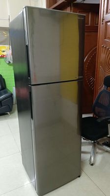 Tủ lạnh sharp 271lit inverter mới 95%. Mua bán Tủ lạnh tại Quận Phú Nhuận Tp Hồ Chí Minh được đăng bởi Nguyễn Duy Trinh 