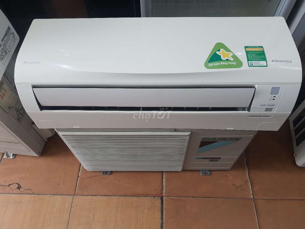 Máy lạnh Daikin inverter 1hp mới 90%