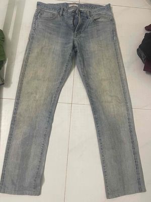 Quần Jeans Uniqlo. Mua bán Quần áo tại Thành phố Thủ Đức Tp Hồ Chí Minh được đăng bởi Đồ Si Hàng Hiệu