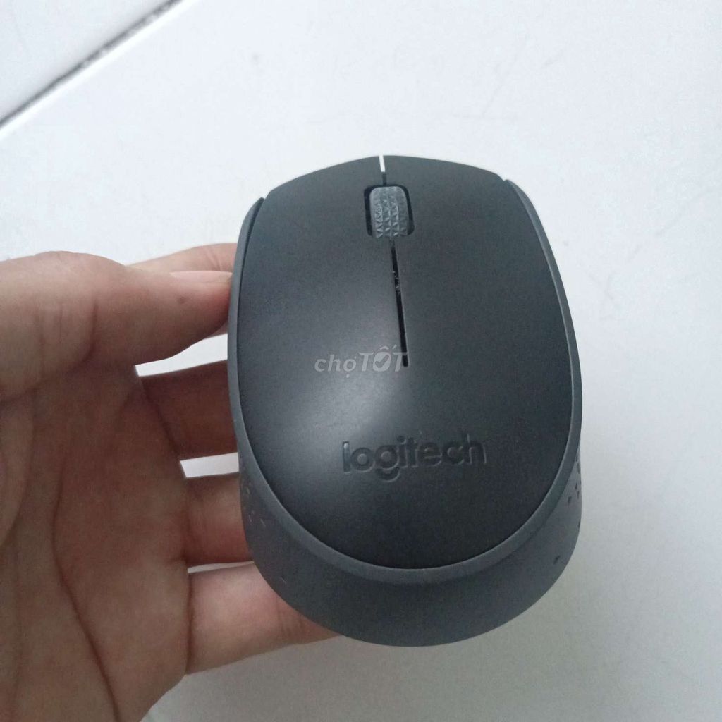 Chuột Bluetooth Logitech M170 Đã sử dụng. Mua bán Phụ kiện (Màn hình, Chuột...) tại Huyện Hóc Môn Tp Hồ Chí Minh được đăng bởi Trần Phúc Vinh hình 1