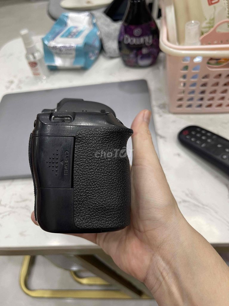 Máy ảnh Canon 6D. Mua bán Máy ảnh, Máy quay tại Quận Gò Vấp Tp Hồ Chí Minh được đăng bởi Nam Khang hình 1