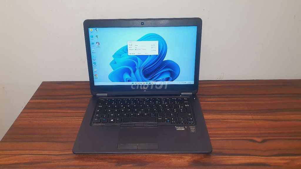 Dell Latitude E7450 Core i7 SSD 256GB. Mua bán Laptop tại Quận 10 Tp Hồ Chí Minh được đăng bởi TinTin hình 1