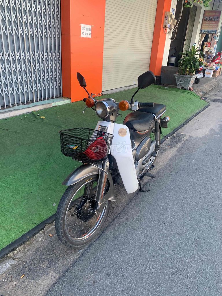 cần bán xe HON DA cub 81/50 cc xe chính chủ. Mua bán Xe máy tại Quận Bình Tân Tp Hồ Chí Minh được đăng bởi Tuyết Trinh hình 1