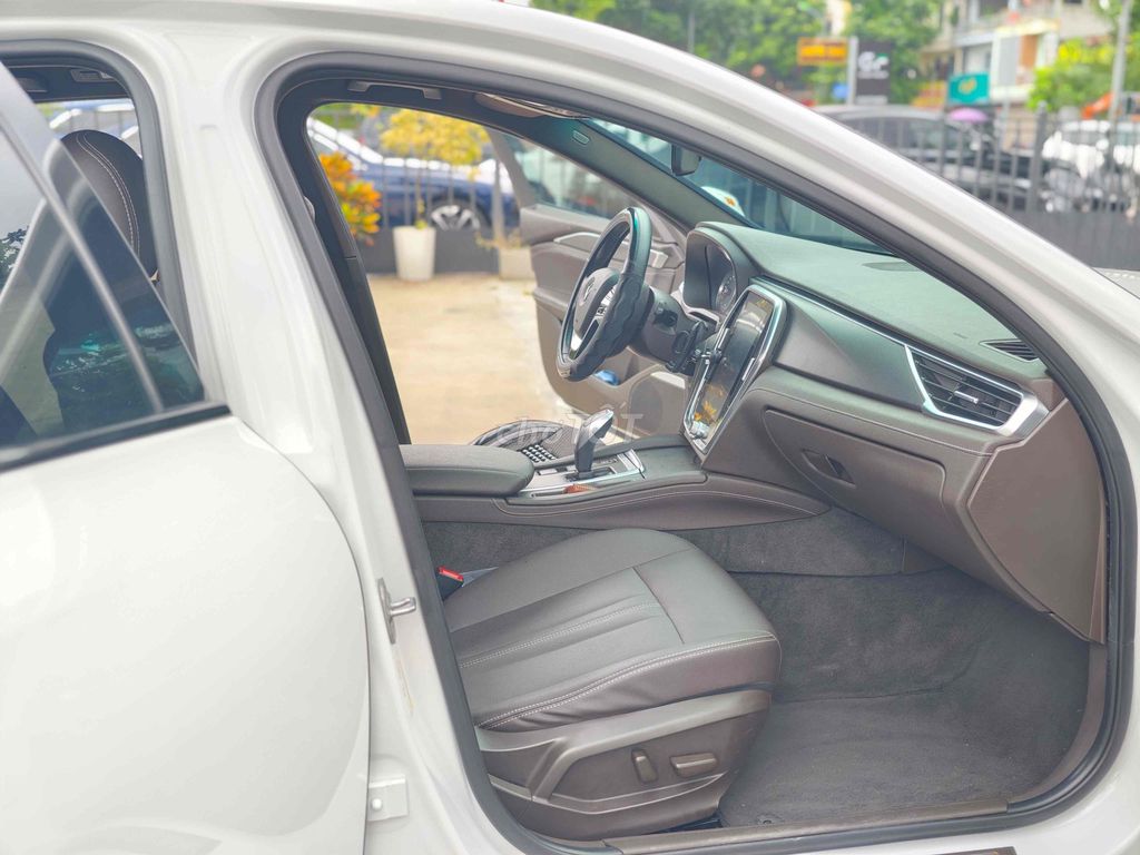 VinFast Lux A2.0 2019 2.0 AT - km màu trắng. Mua bán Ô tô tại Quận Long Biên Hà Nội được đăng bởi BON AUTO hình 8
