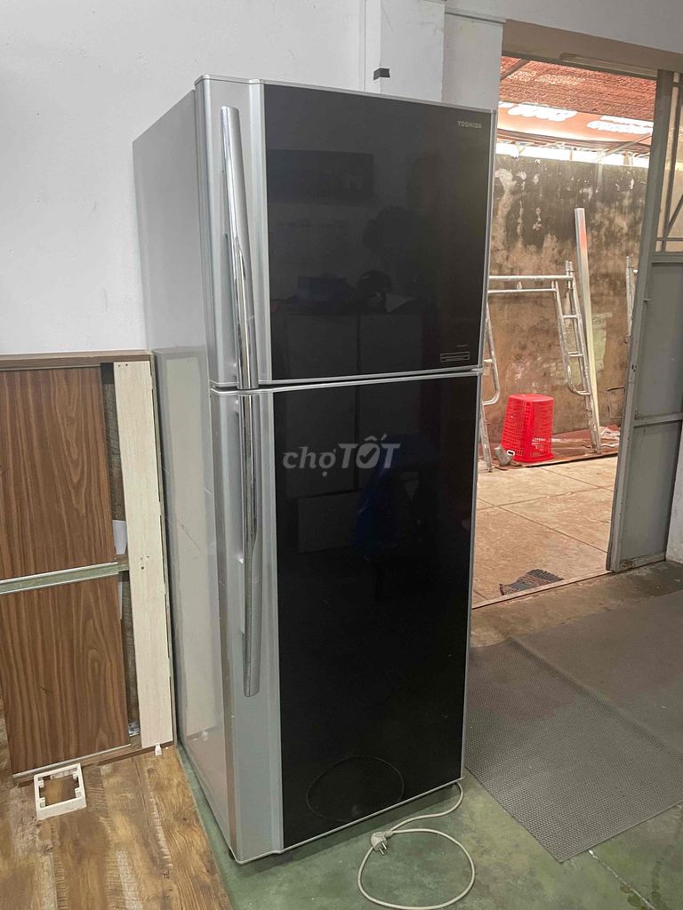 Tủ lạnh Toshiba 410l Đen. Mua bán Tủ lạnh tại Quận Tân Bình Tp Hồ Chí Minh được đăng bởi Nguyễn Hoàng Miên hình 1
