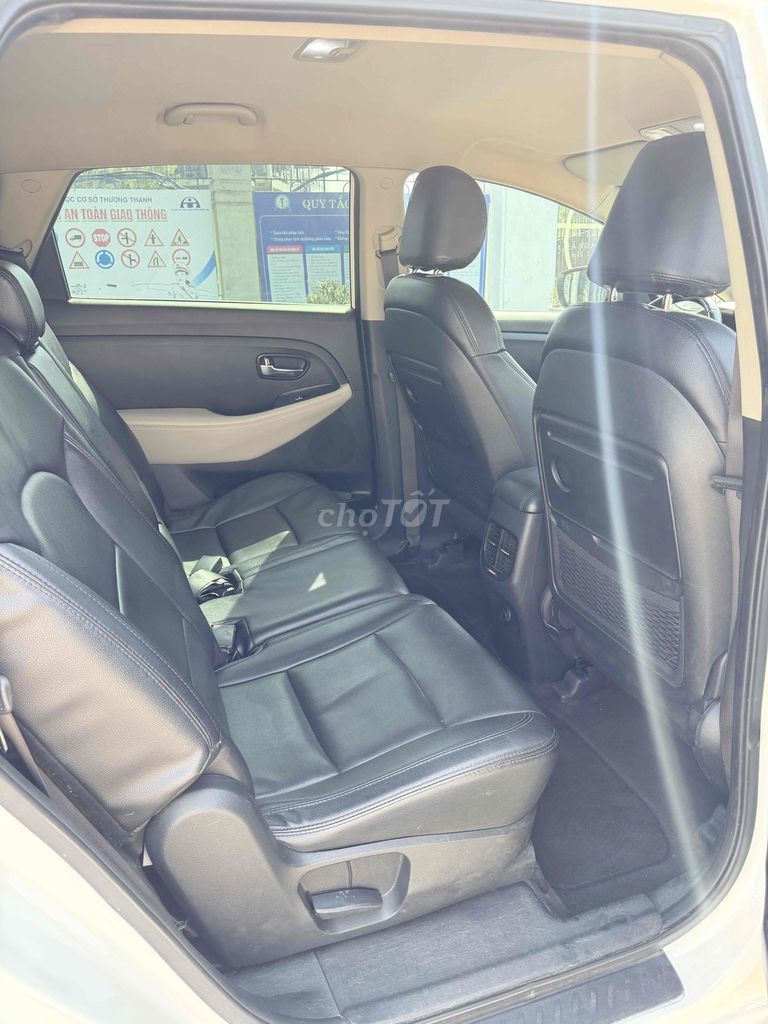 Kia Rondo máy dầu số tự động. Mua bán Ô tô tại Quận Long Biên Hà Nội được đăng bởi Đào Việt Phương hình 7