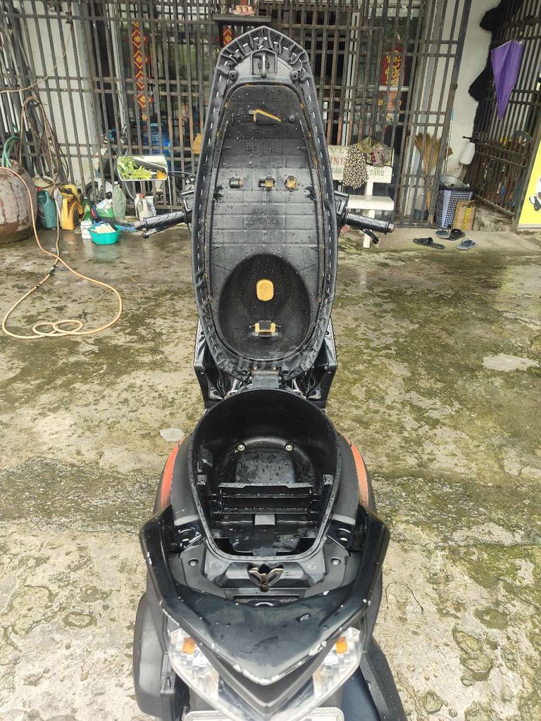 HONDA AIRBLADE FI 2015 NGUYÊN ZIN. Mua bán Xe máy tại Huyện Bình Tân Vĩnh Long được đăng bởi MƯỜI   BÌNH TÂN VL hình 4