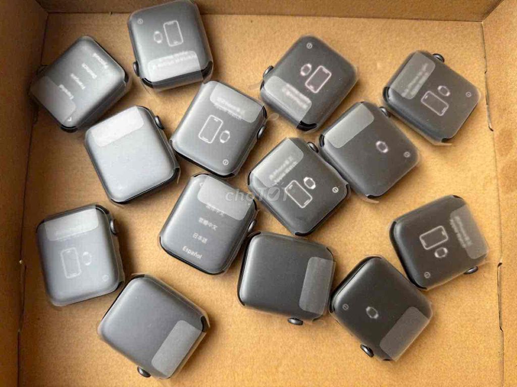 Apple Watch Series 5 Nhôm 44mm Mới. Mua bán Thiết bị đeo thông minh tại Thành phố Bắc Ninh Bắc Ninh được đăng bởi Nguyễn Văn Thức hình 1